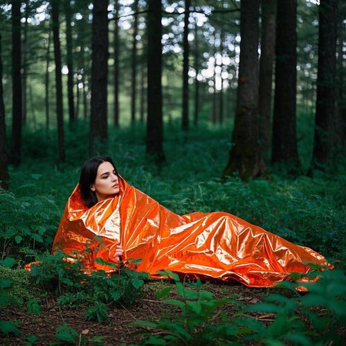 RLXMARTD Emergency Sleeping Bag,Bivvy Bag,Survival Sleeping Bag,Camping Bivy Sacks,Emergency Blankets,Survival Sleeping Bag with Survival Bracelet for Camping and Outdoor Hiking, Orange