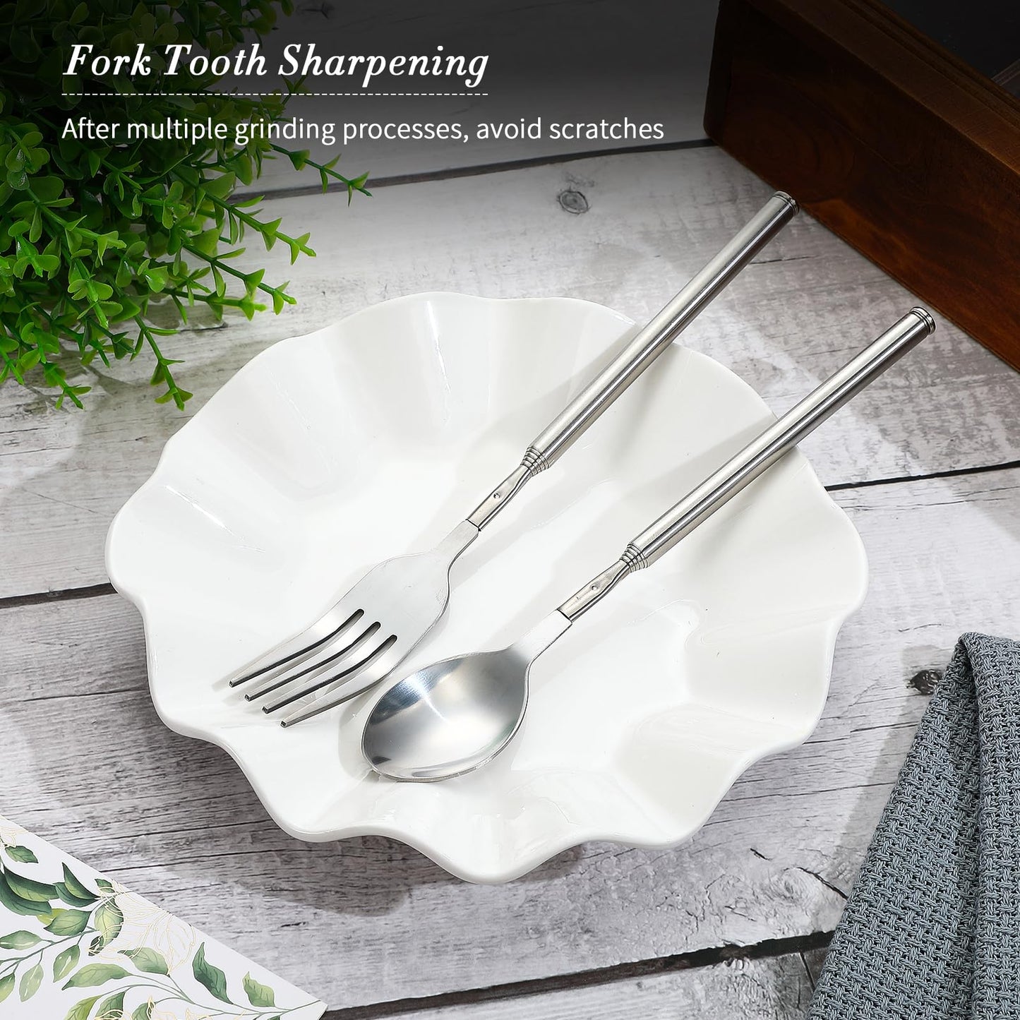 Geetery 2 Pcs Extendable Fork Spoon Set Telescopic Spoon and Long Telescoping Fork Stainless Steel Dinner Retractable Extend to 25 Inch Anti Rust Tableware Supplies for Barbecue Toasting Fruit Dessert