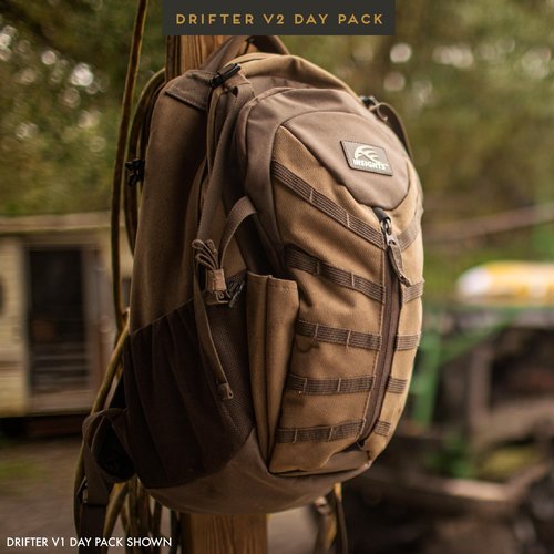 Insights Hunting by frogg toggs The V2 Drifter Backpack, Lightweight Camouflaged Day Pack holds Decoy, two H20 Bottles, Realtree APX