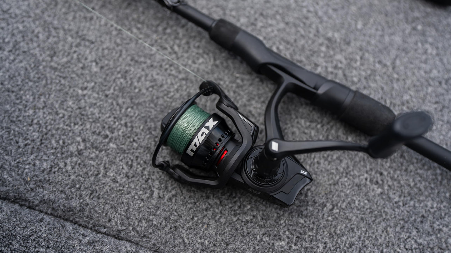 Abu Garcia Max SX Size 4000 Spinning Fishing Reel, High-Performance Freshwater Reel, A-Symmetric Carbon Frame and Rotor, Durable & Lightweight Construction, Max Drag of 14lb | 6.4kg