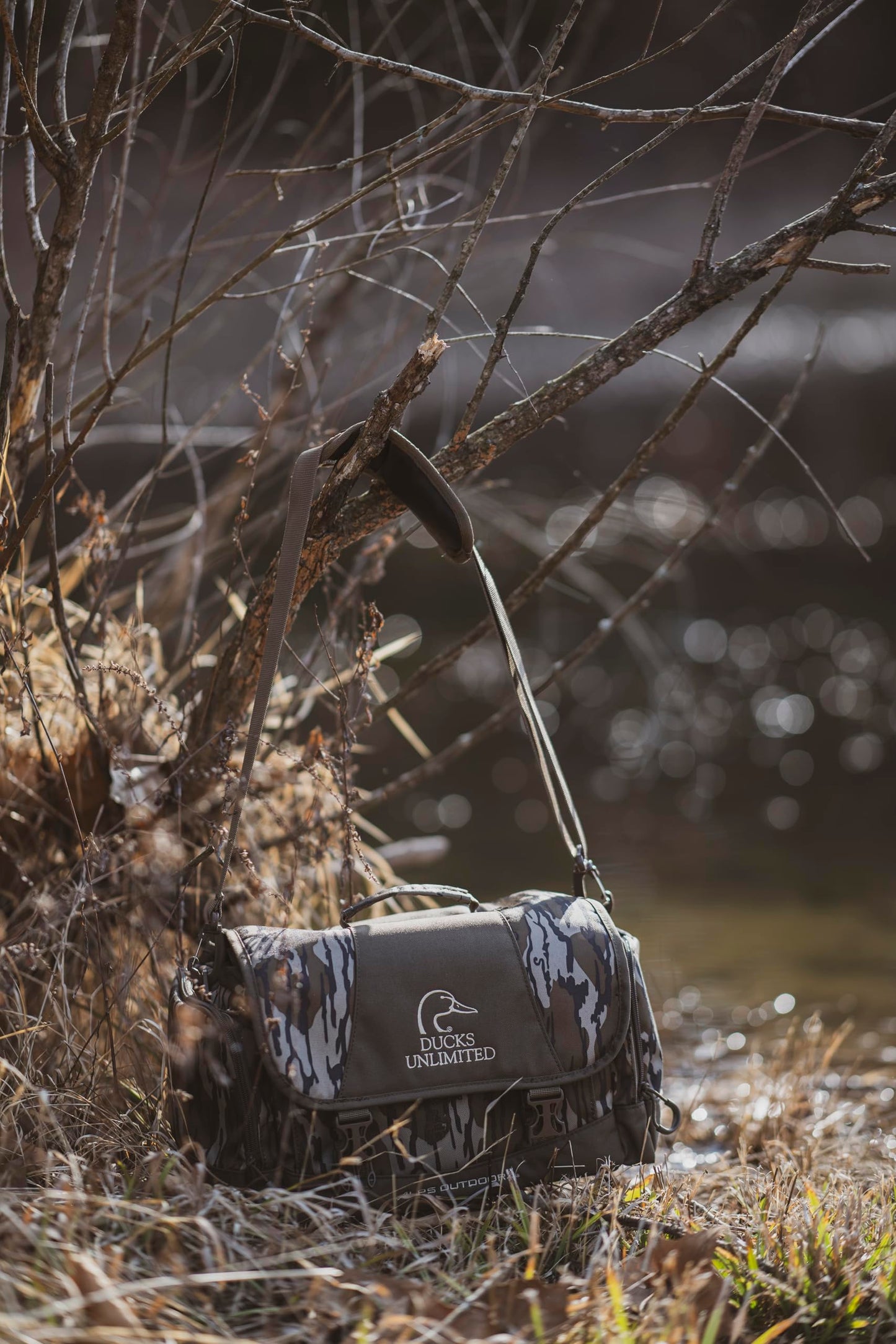 ALPS OutdoorZ Ducks Unlimited Floating Blind Bag - Mossy Oak Original Bottomland