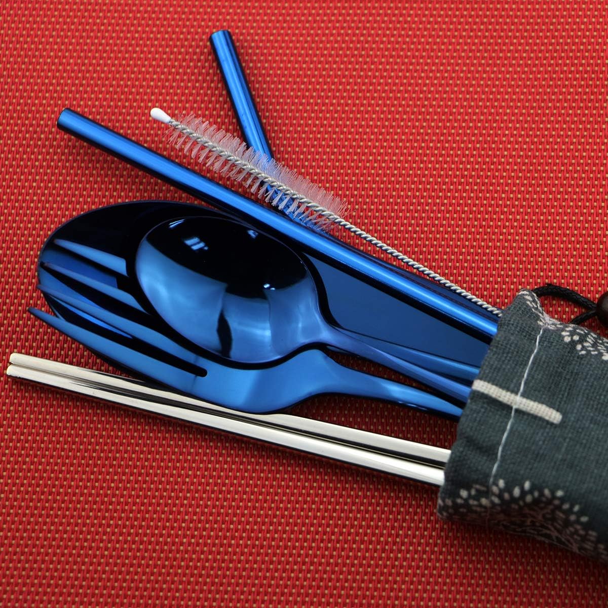 8 Pieces Stainless Steel Mirror Poblished Flatware Set Reusable Cutlery Set Travel Utensils Set with Straws for Camping Office or School Lunch,Dishwasher Safe (Rose Gold)