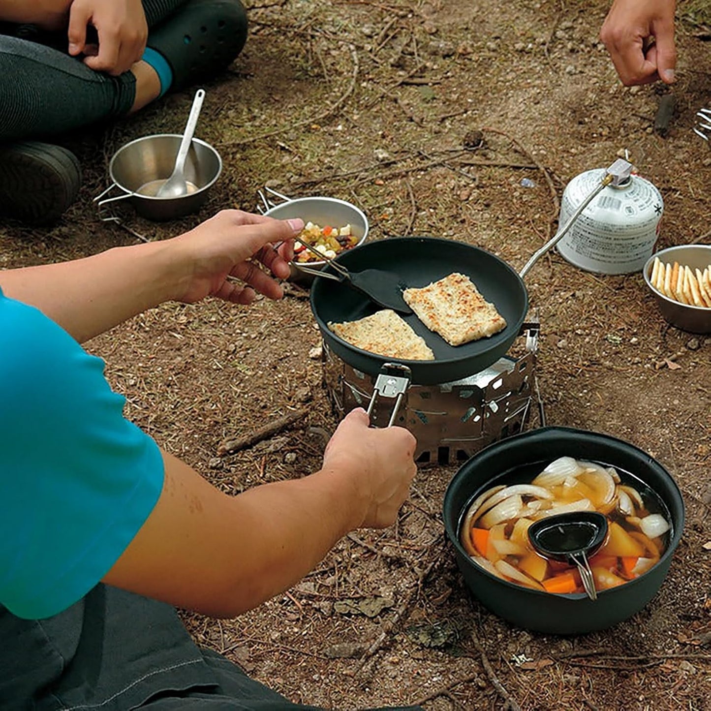 Snow Peak Nylon Cooking Ladle for Camping & Hiking - Portable Black Folding Utensil
