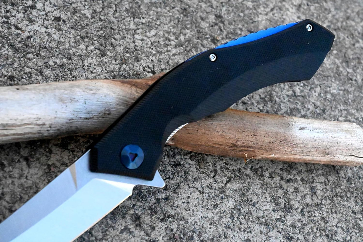 YAK & YETI Multifunctional Folding Knife- Everyday Carry Knife for Men and Women - Indoor or Outdoor-Camping and Hunting knife-D2 steel Blade knives