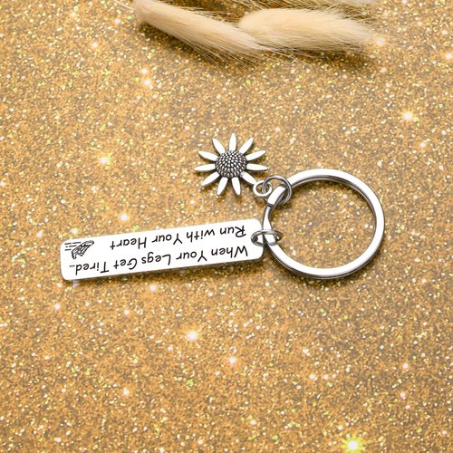 ZQEOU Track And Field Gifts Runner Keychain Athletic Trainer Gift Running Lovers Gift Marathon Gifts Fitness Enthusiast Keychain Cross Country Races Jewelry Fitness Gym Jewelry