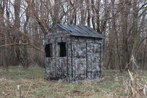 Deluxe 5'x5' 2-3 Person Hunting Blind 360 Degree See Through Fabric, Heavy Duty Metal Frame Deer Hunting Blinds