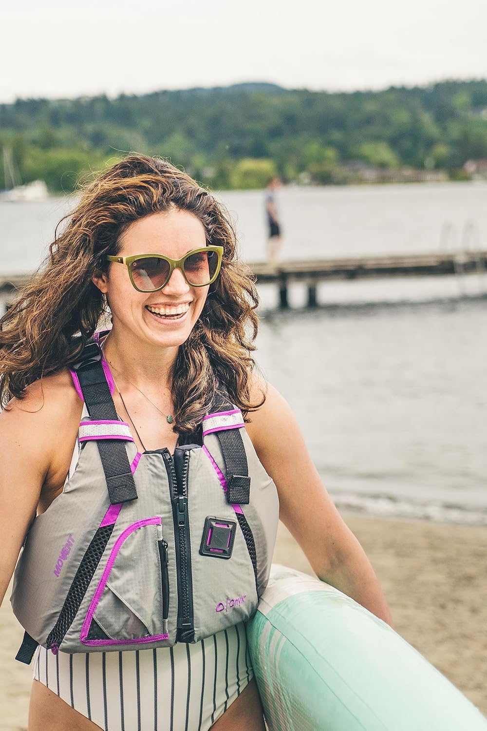 Onyx U.S. Coast Guard and Transport Canada Approved MoveVent Dynamic Paddle Vest for Adults for Kayaking, Canoeing, Stand Up Paddleboarding