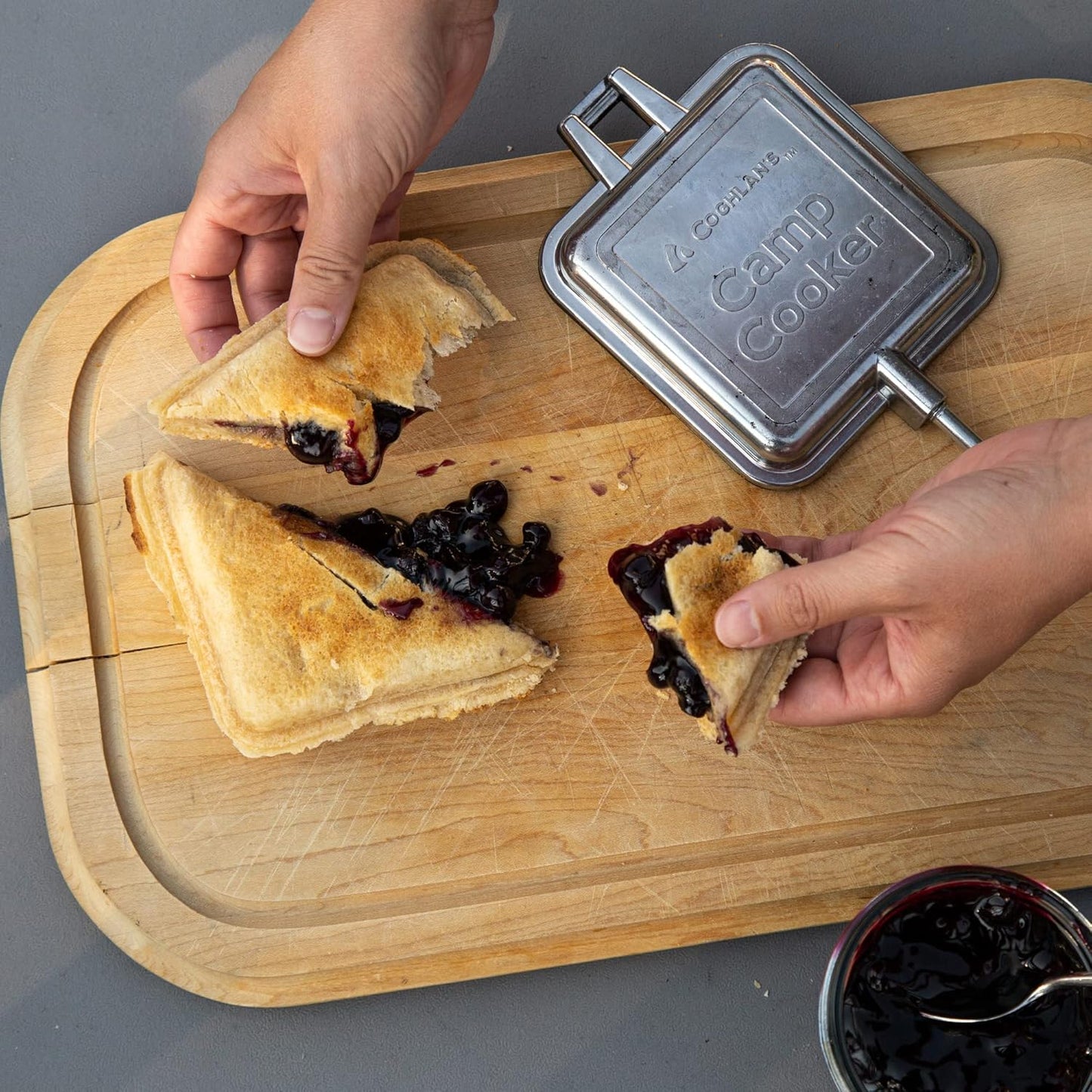Coghlan's Aluminum Camp Cooker, Lightweight & Durable Non-Stick Ceramic Interior, for Sandwiches, Pies, & Desserts, Great for Camping, BBQs, Campfires, Campfire Cooking