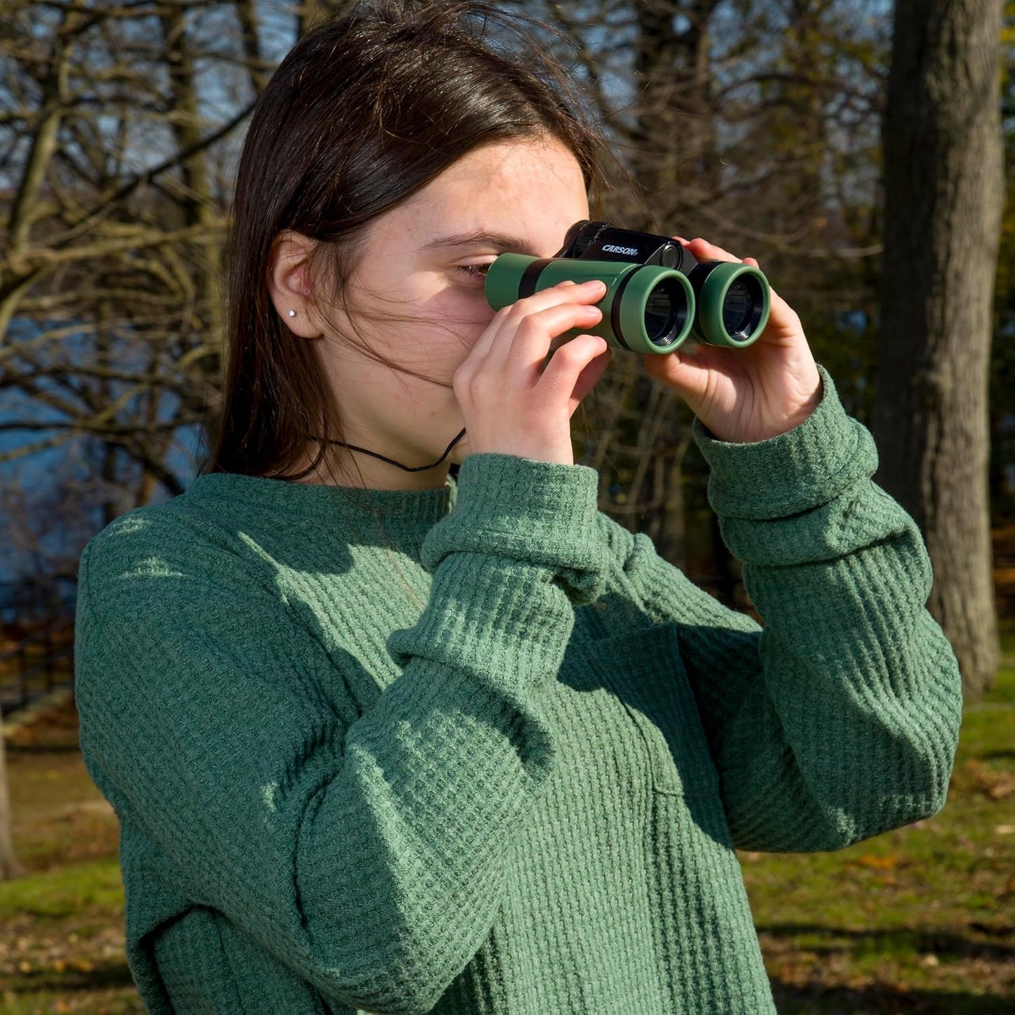 Carson AdventurePak Containing 30mm Kids Field Binoculars, Lensatic Compass, Flashlight and Signal Whistle with a Built-in Thermometer (HU-401), Multicolor