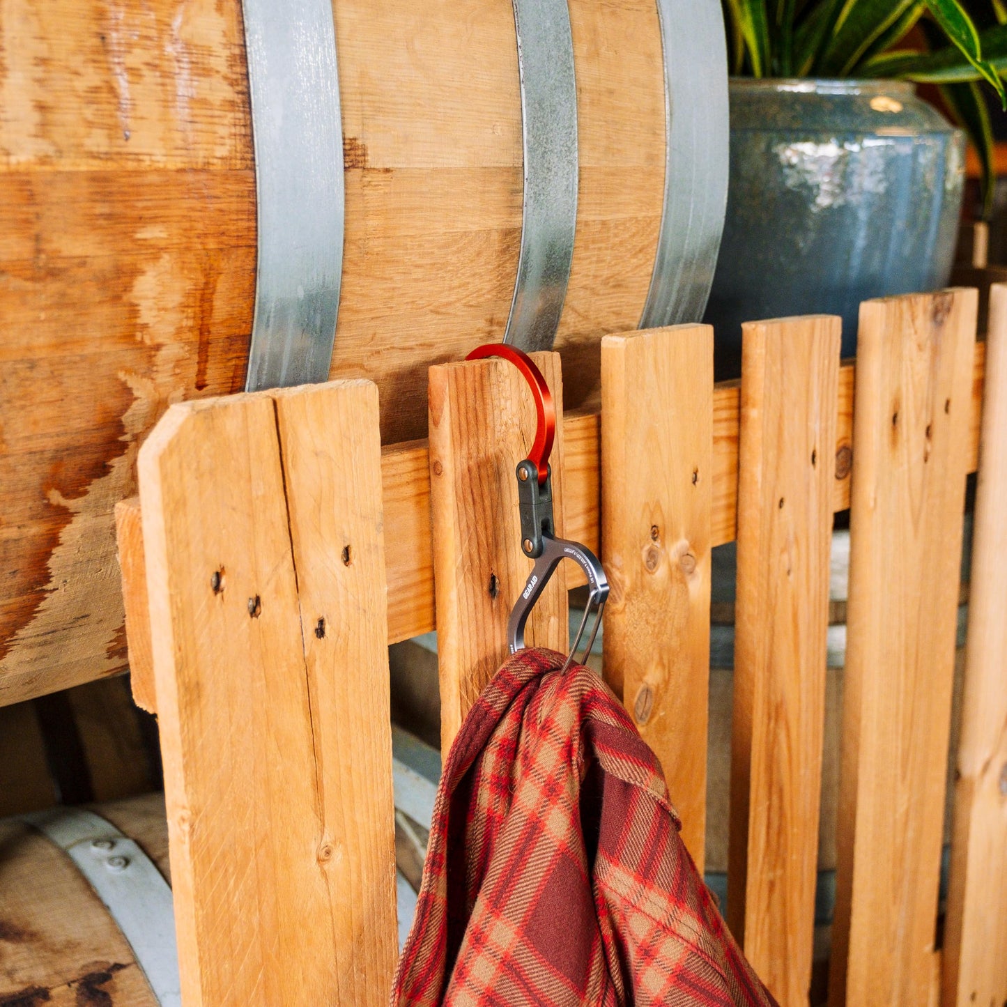 GEAR AID HEROCLIP Carabiner Gear Clip and Hook (Medium) for Camping, Backpack, and Garage Organization, Black and Gray, 1 Pack