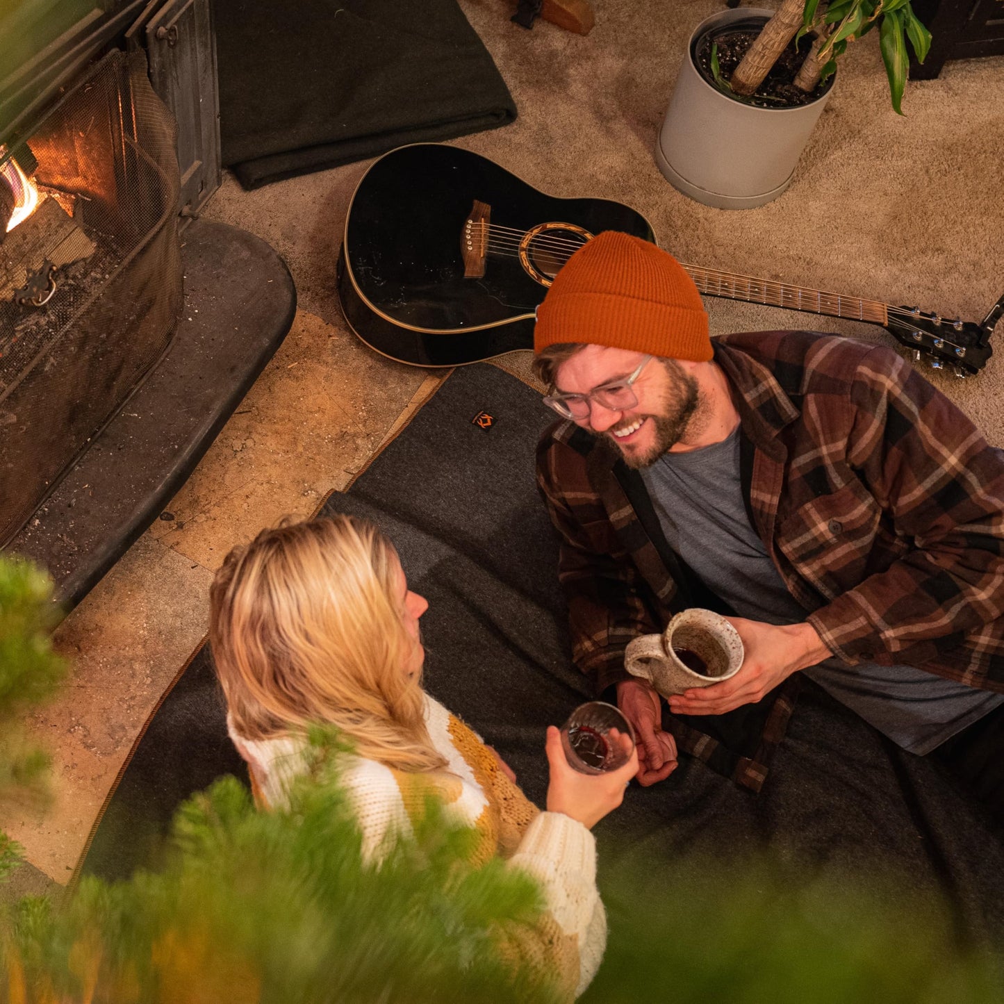 Arcturus Military Gray Wool Blanket and Carry Straps Bundle