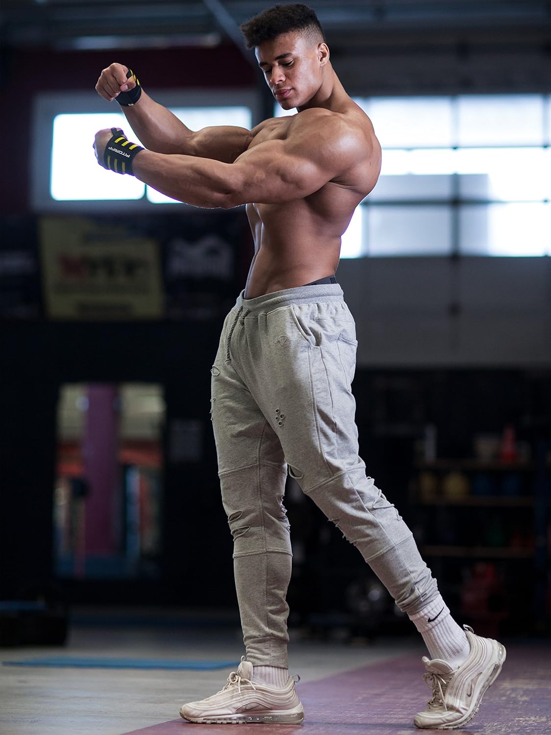 Fitgriff® Wrist Wraps for Weightlifting (18") Heavy-Duty Support for Gym, Bench Press, and Pushups (1 Pair) - for Men and Women (Black)