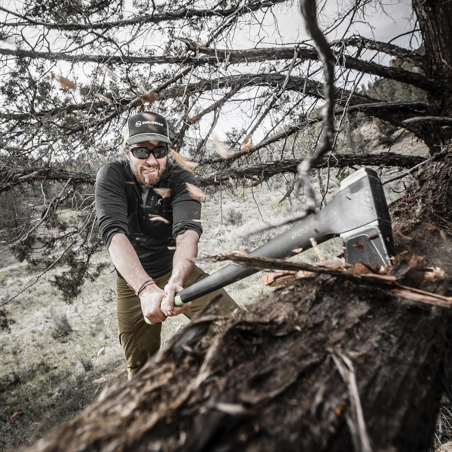 Freescape Hatchet by Gerber Gear | Forged Steel Axe with Sheath for Camping & Survival