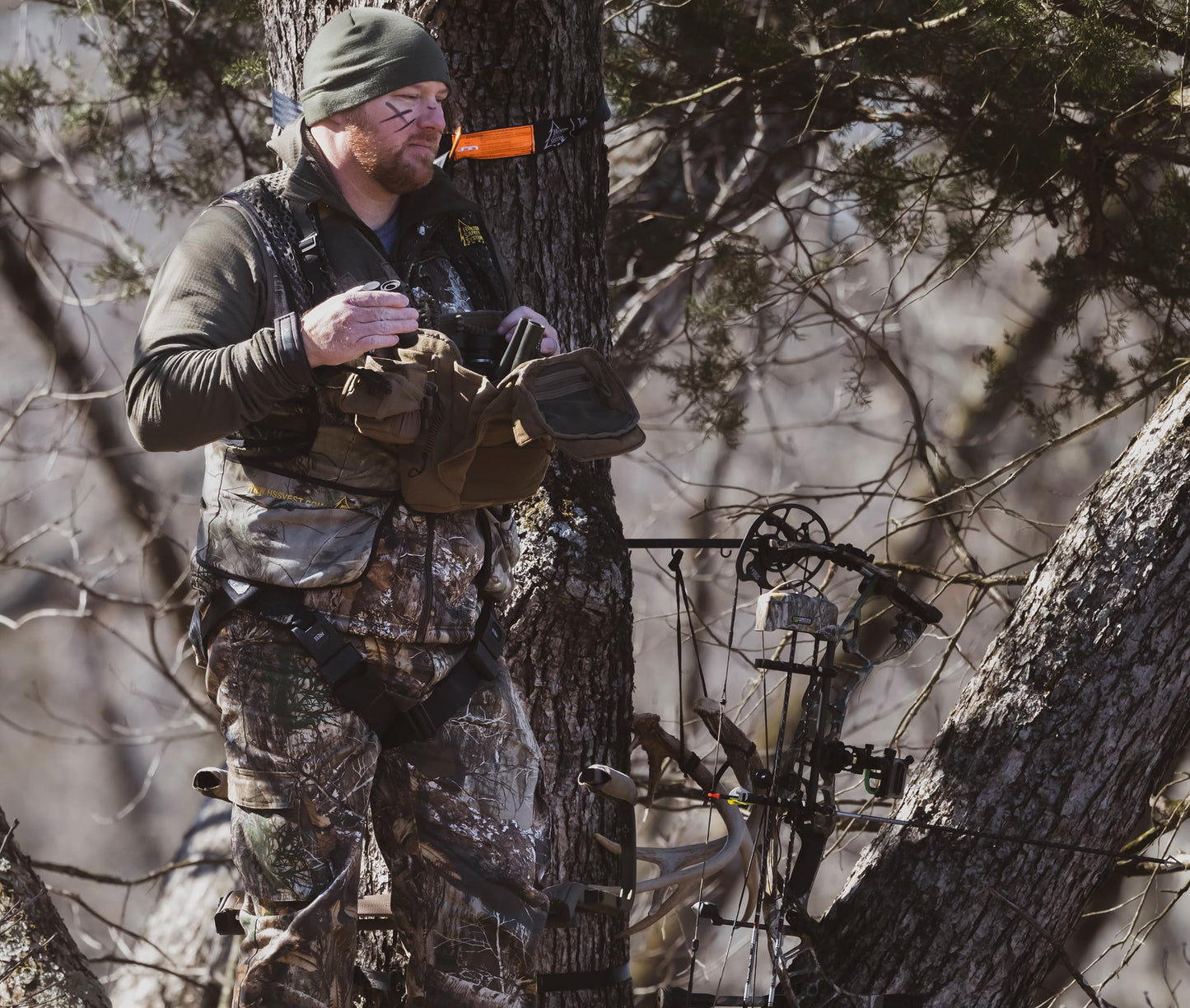 ALPS OutdoorZ Vision Range Finder Pack - Coyote Brown