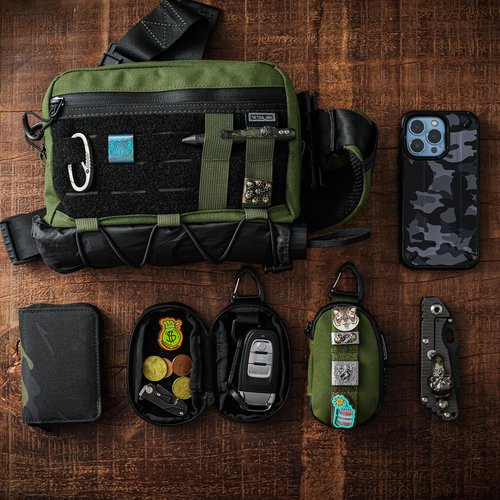 TACTICAL_GEEK Storage A7 EDC Key Bag Molle Pouch, Waterproof Zipper Wallet Car Key Case, Multipurpose Pocket Organizer, Unisex Tac Pouch with Patch Area for Daily Carry, Black