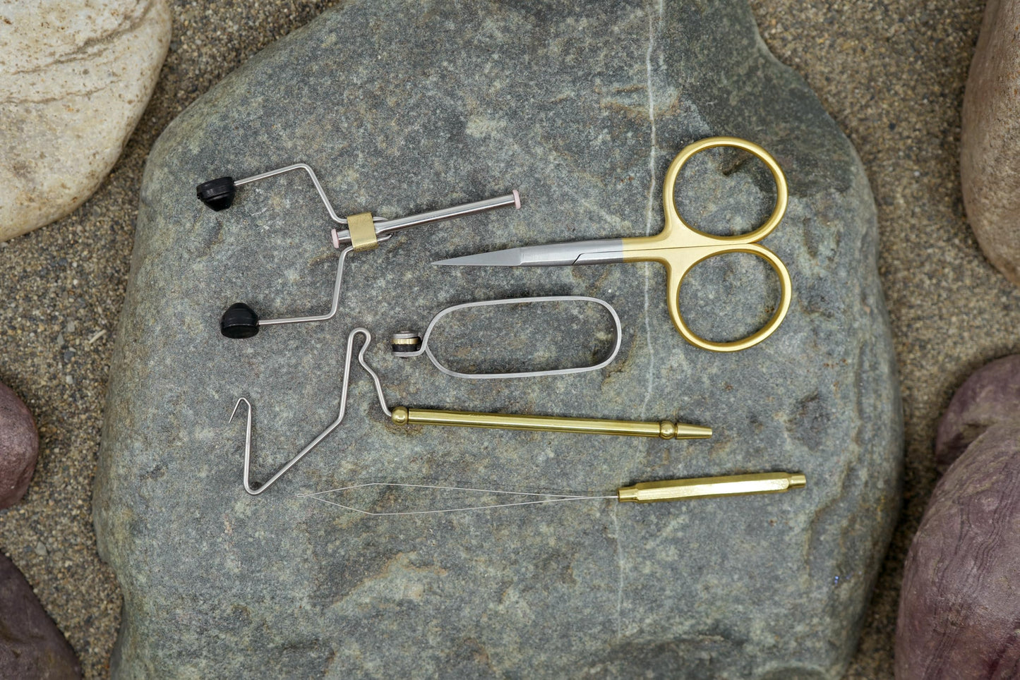 Kingfisher Fly Tying Blackfoot Fly Tying Vise Kit with Tools