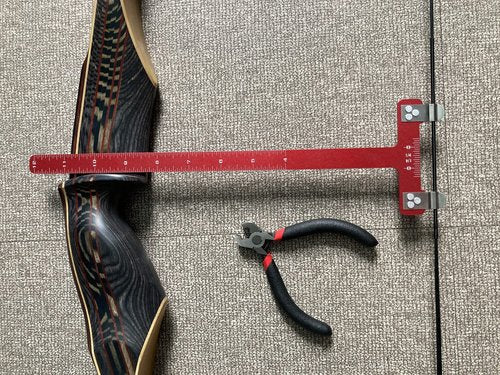 DEERACE Bow String Nocking Points Set – T Square Ruler with Plier for Recurve and Compound Bowstring Accessories (B Set, Red)