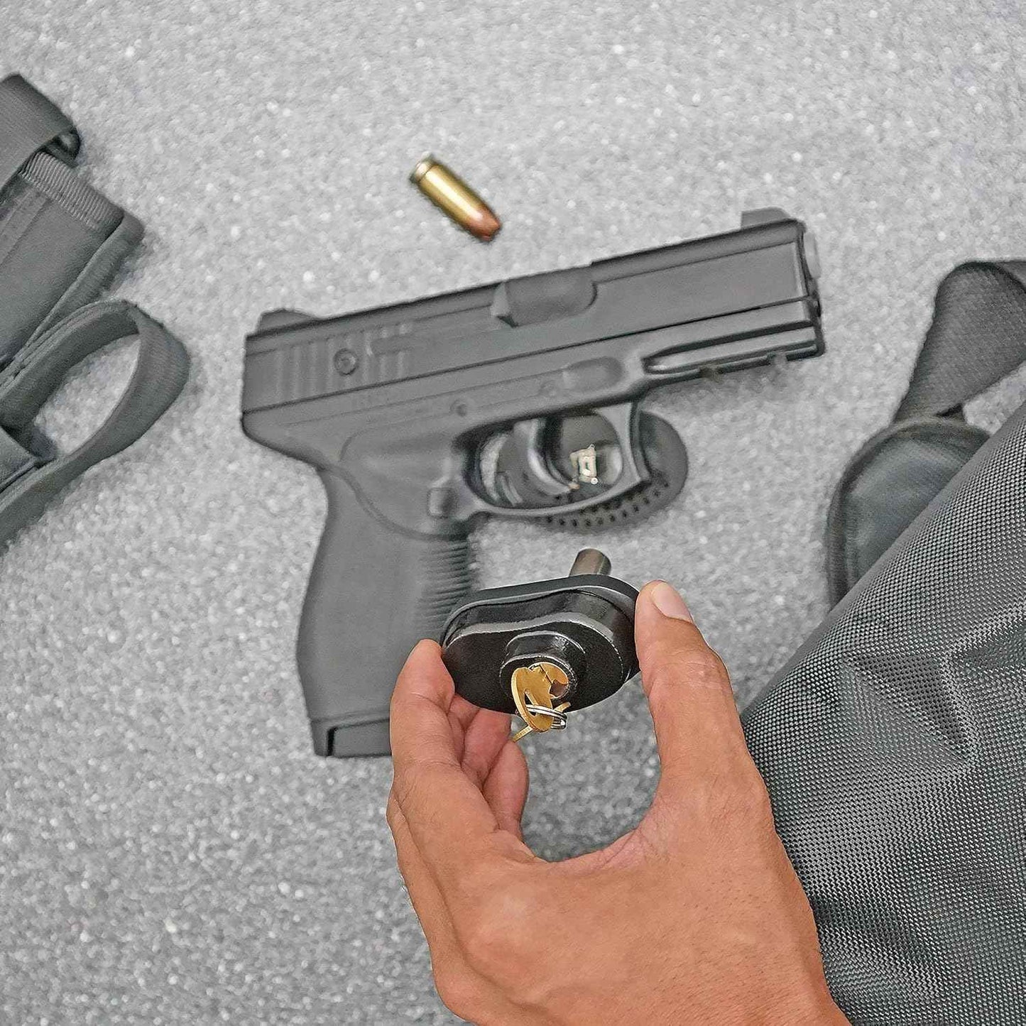 Universal Keyed Alike Gun Lock for Pistols, Rifles & Shotguns - Secure Your Firearms