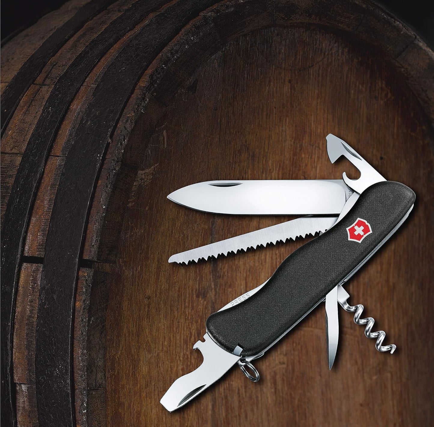 Victorinox Forester Swiss Army Knife, 12 Function Swiss Made Pocket Knife with Large Blade, Wood Saw and Reamer/Punch - Black