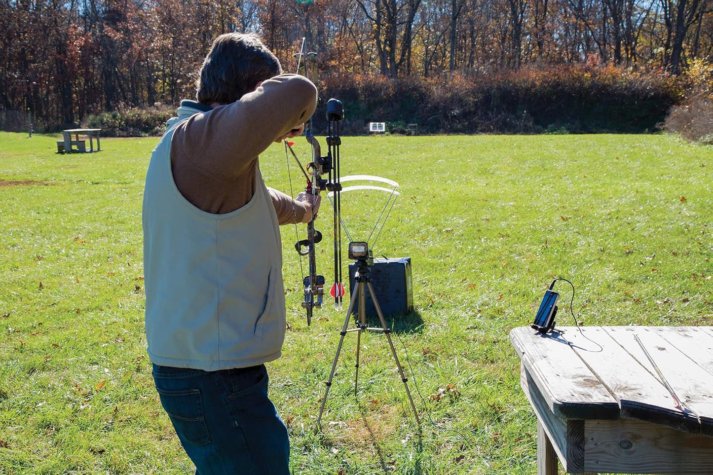 Caldwell Ballistic Precision Chronograph with FPS and MPS Readings, Sun Screens and Large LCD Screen for Range Shooting