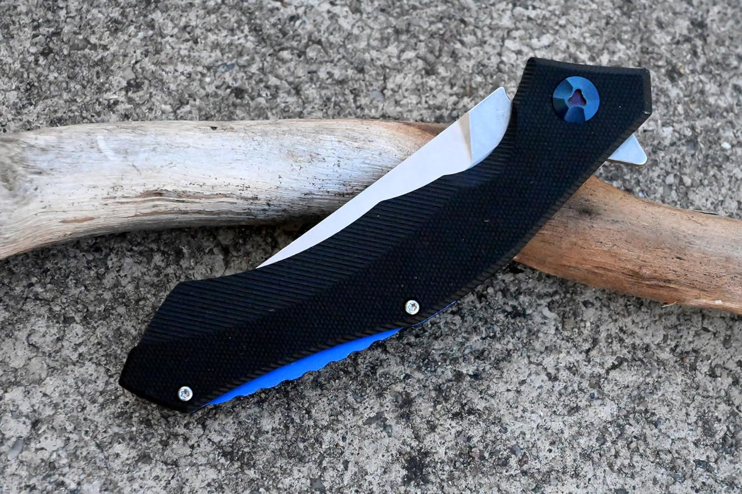 YAK & YETI Multifunctional Folding Knife- Everyday Carry Knife for Men and Women - Indoor or Outdoor-Camping and Hunting knife-D2 steel Blade knives