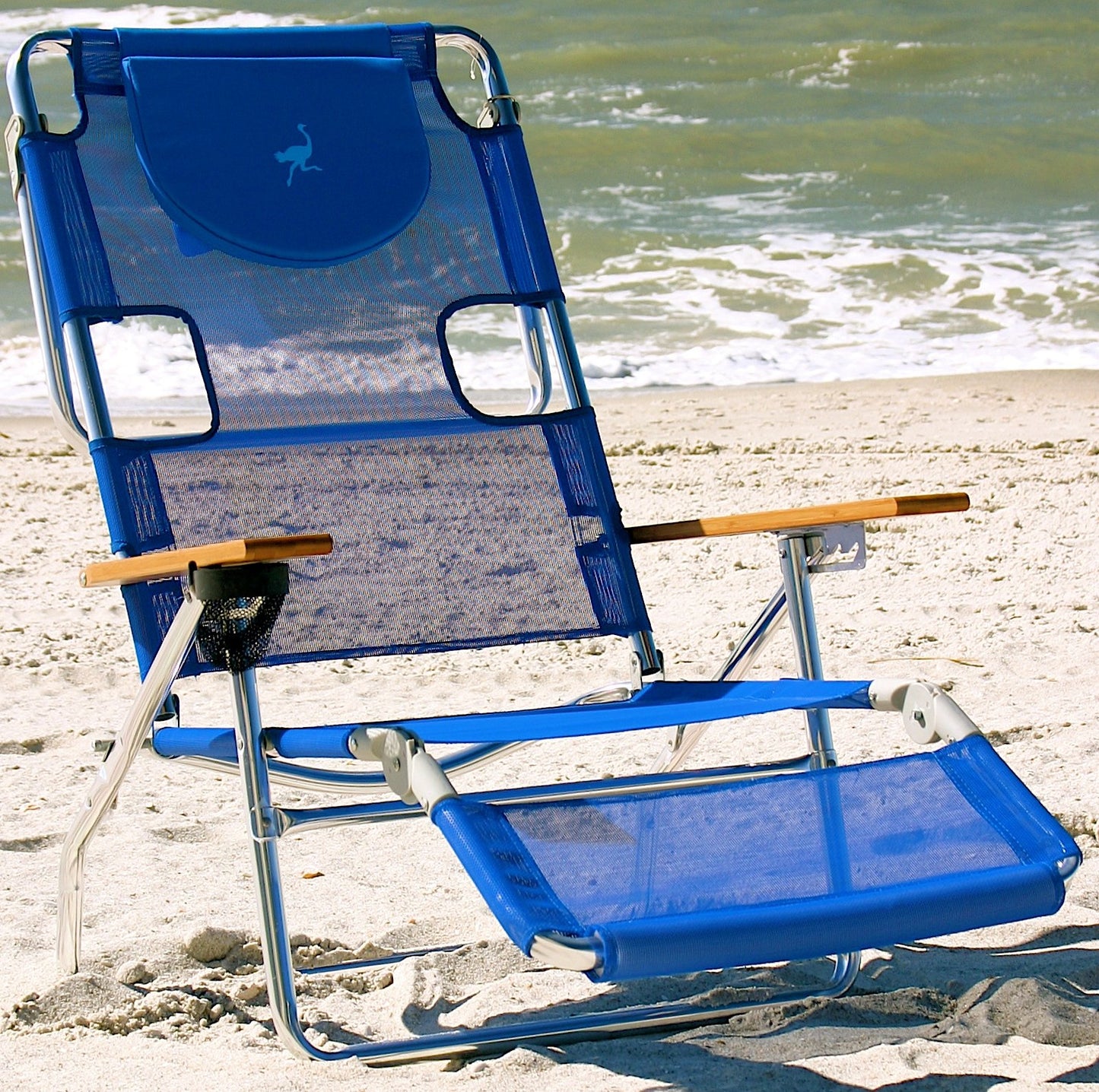 Ostrich 3 N 1 Beach Chair/Lounger Color: Blue [3N1-1001B] & Sport-Brella Versa-Brella 4-Way Swiveling Sun Umbrella (Midnight Blue)