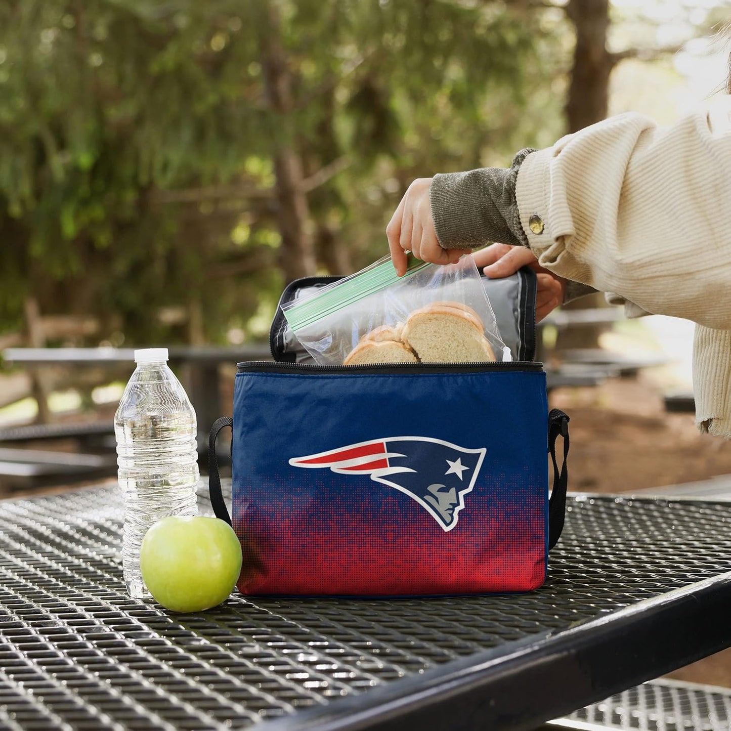 FOCO Unisex Gradient Print Lunch Bag Cooler