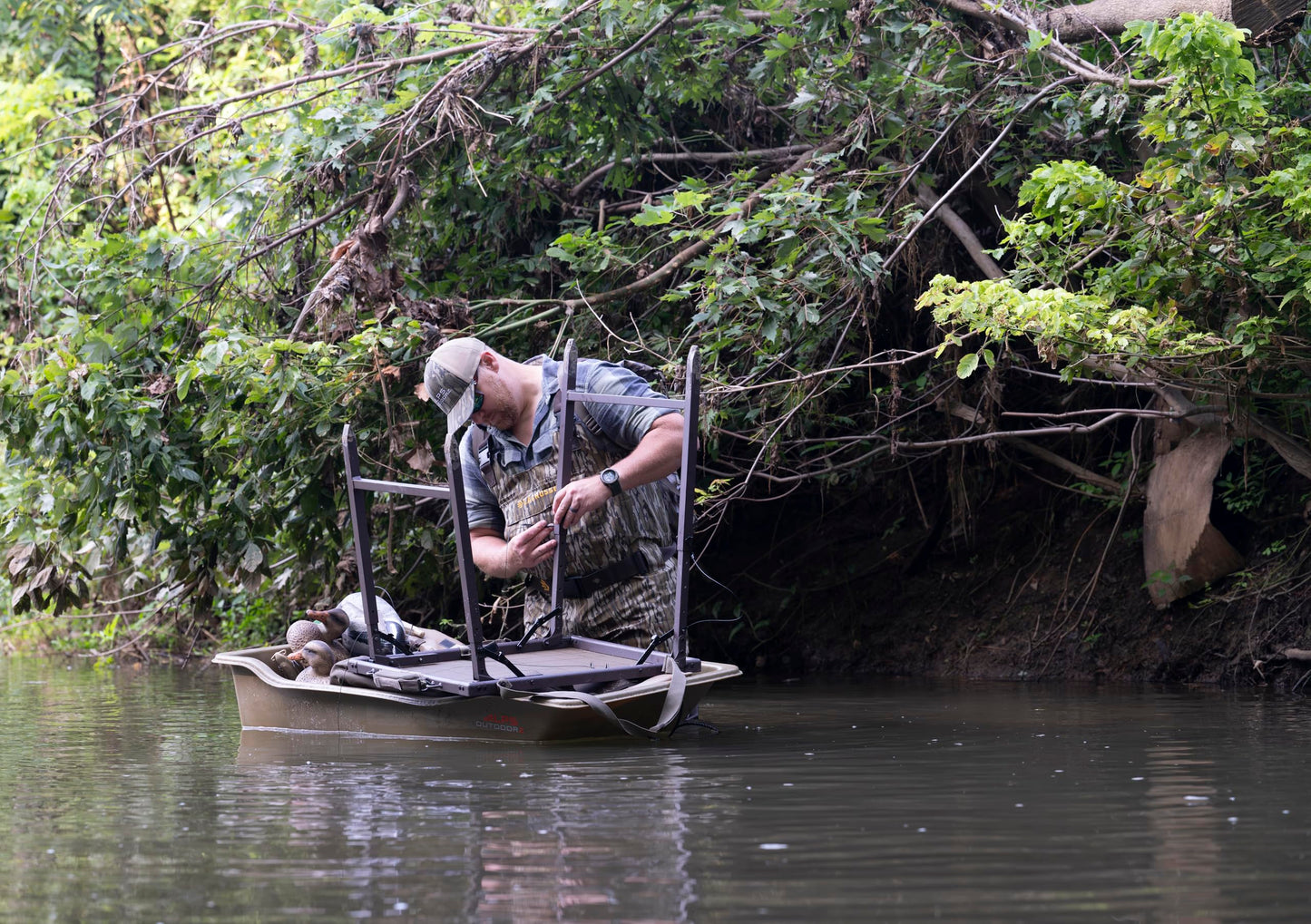 ALPS OutdoorZ Hybrid Dog Stand - Brown