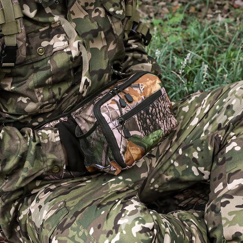 RunNico Hunting Camo Fanny Pack, Waterproof Camouflage Waist Pack Bags with Handwarmer and Adjustable Belt, Lightweight Hunting Waist Pouch Bag for Winter Outdoor Hiking Climbing Fishing Accessories