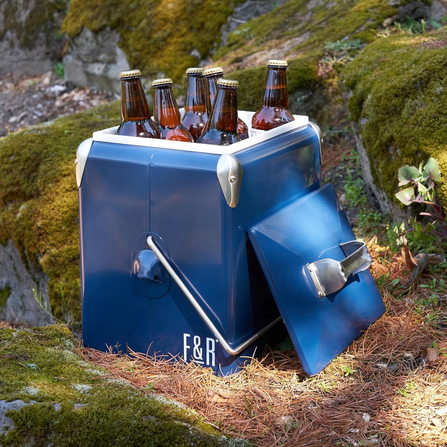 Foster & Rye Stainless Steel Retro Cooler, Vintage Metal cooler, Antique Beverage Chiller and Ice Chest, Plastic Lined Drink Chest, Mounted Bottle Opener, Holds a 6-pack, Red