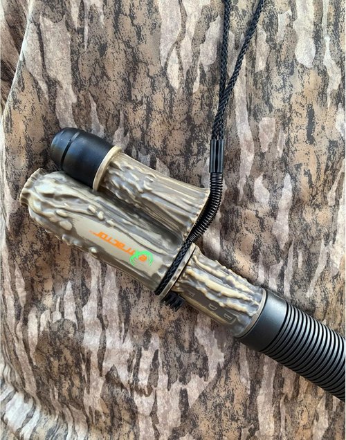 Flextone Headhunter's Extractor Deer Game Call - Realistic Buck Sounds, Freeze-Proof