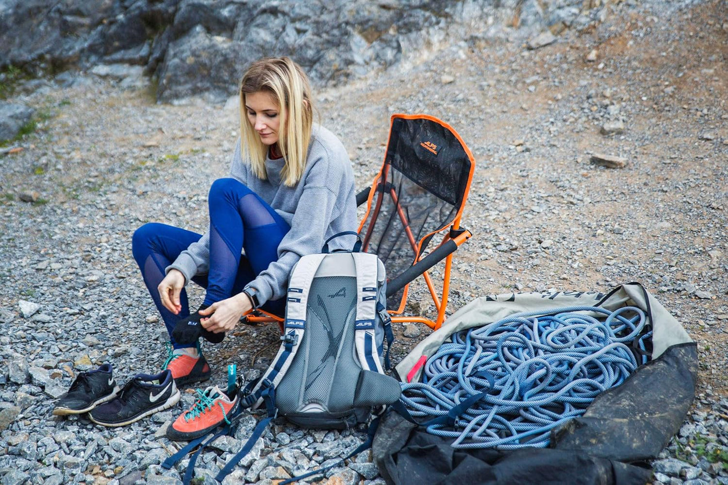 ALPS Mountaineering Hydro Trail 17L Backpack