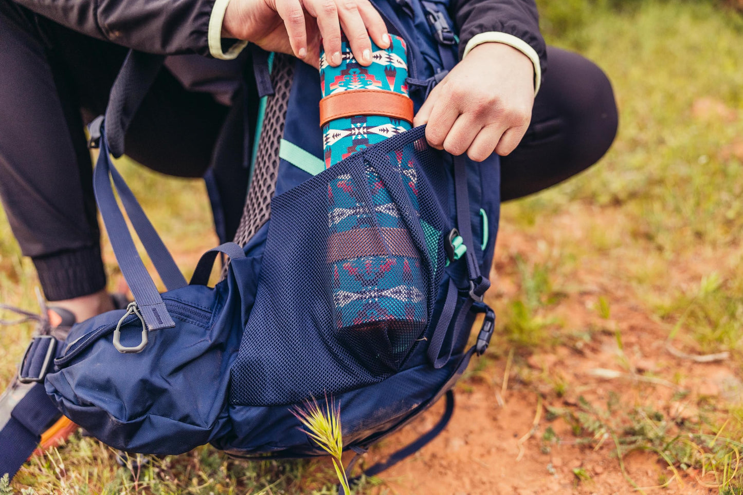 Gregory Amber 34L Women's Dayhiking/Backpacking Pack, with Breathable Backpanel and Comfort 3d Waistbelt, One Size Fits All, Coral Blue
