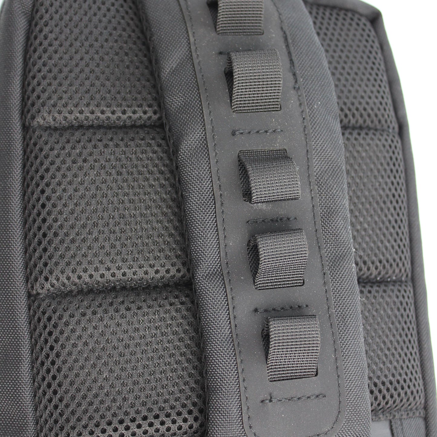 GGYCOB Tactical Sling Bag for Men Pack Military Rover Shoulder Bag Molle Assault Range Backpack Crossbody Chest Bag 1000D Nylon (black)