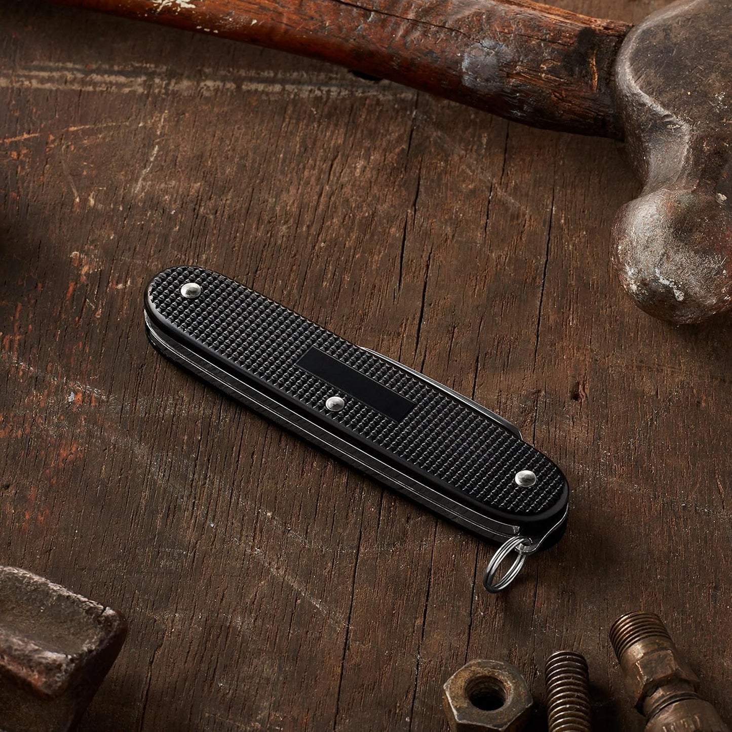 Victorinox Pioneer Alox Swiss Army Knife, 8 Functions, Swiss Made Pocket Knife with Reamer, Key Ring, Can Opener and Large Blade - Black