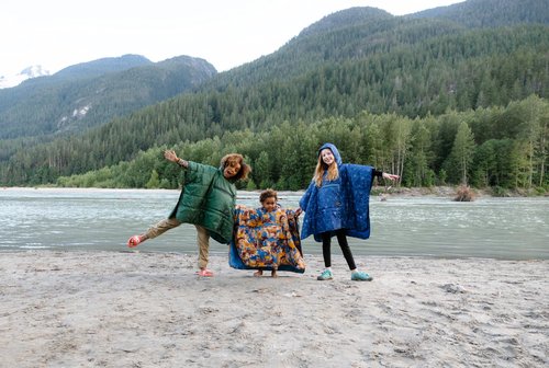 Therm-a-Rest Unisex-Youth Kids Honcho Poncho Wearable Hoodie Blanket, Body