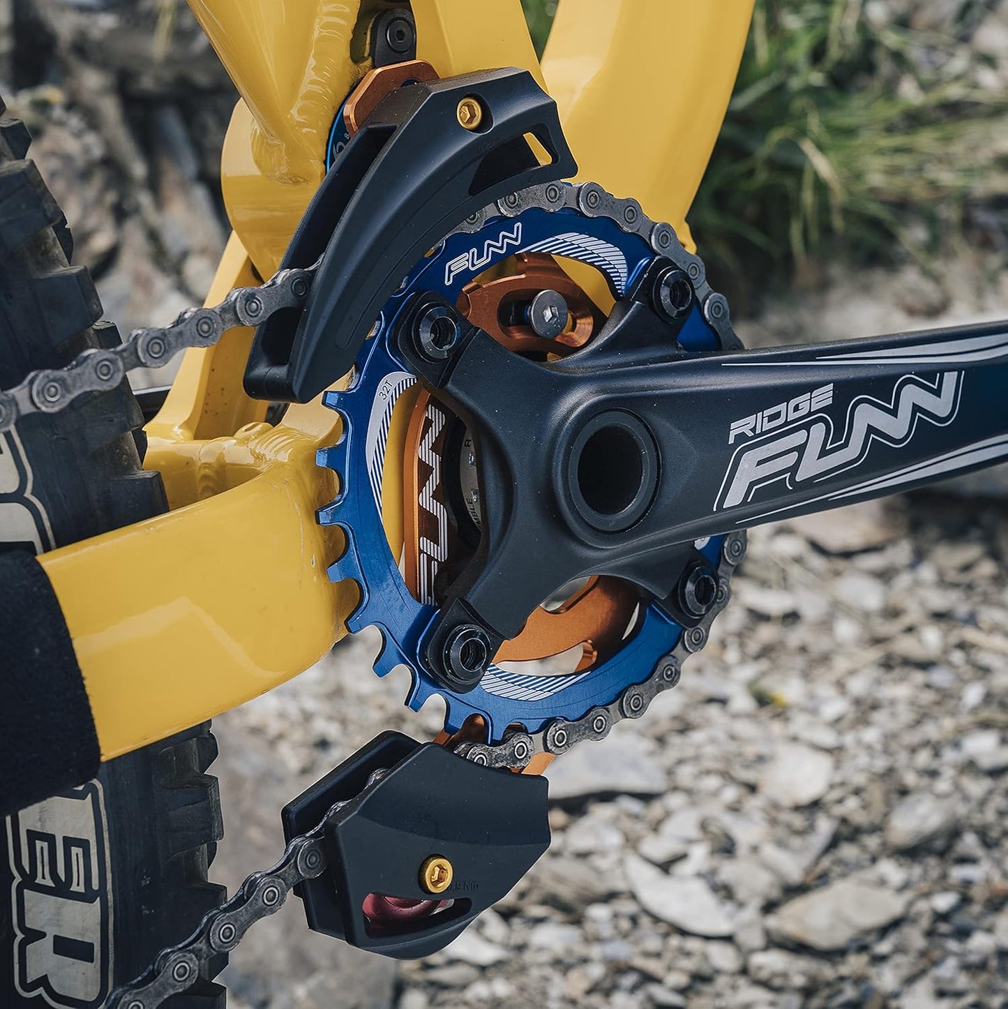 Funn Zippa AM Chain Guide, ISCG05 Interface, BSA Adapter Included, 32T-38T, Mountain Bike Chain Protector