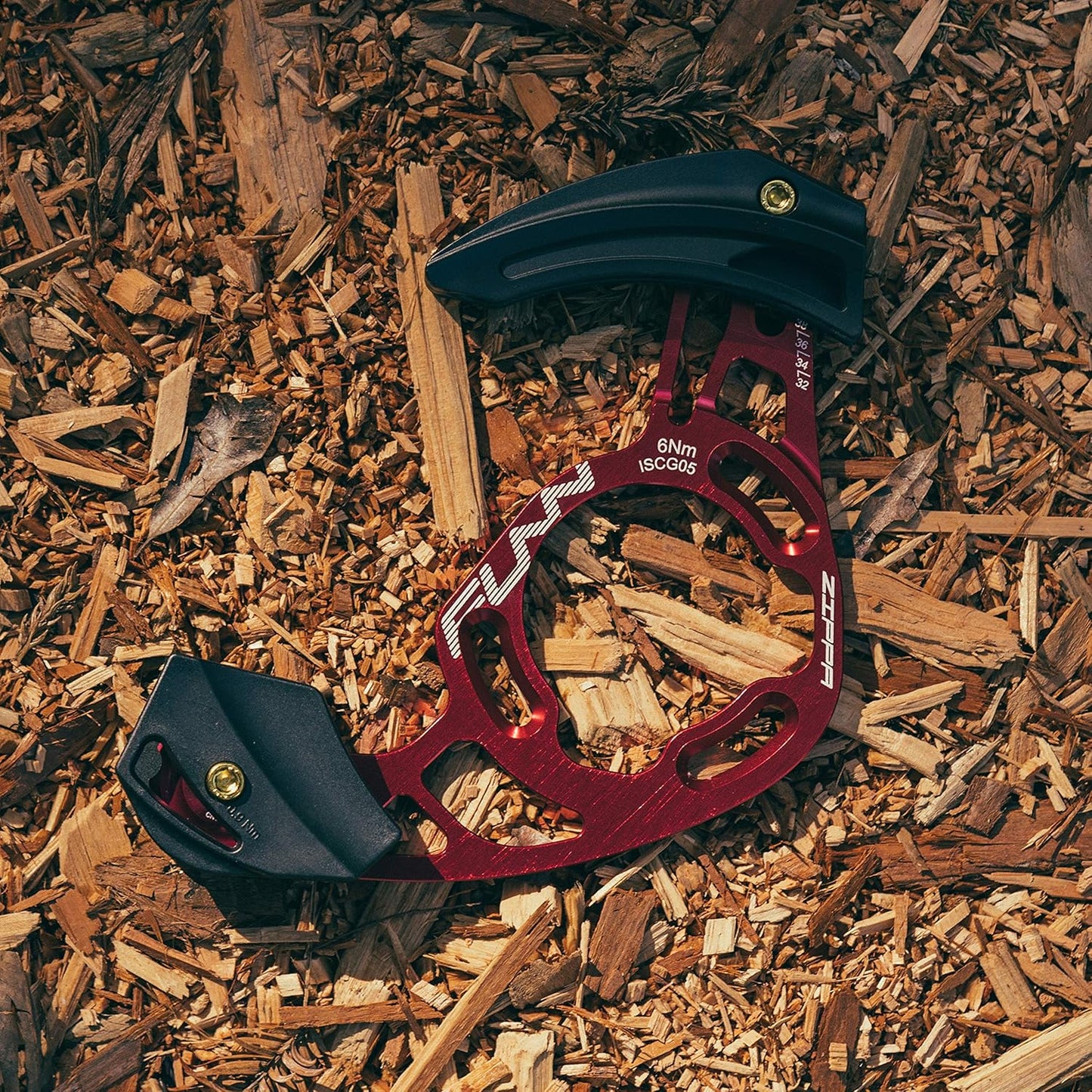 Funn Zippa AM Chain Guide, ISCG05 Interface, BSA Adapter Included, 32T-38T, Mountain Bike Chain Protector