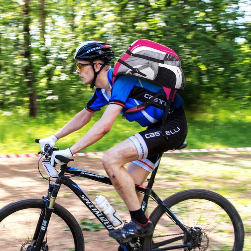 LOCAL LION Cycling Backpack, Small Hiking Backpack, Waterproof Bike Biking Backpacks - Lightweight for Skiing Running 18/25L