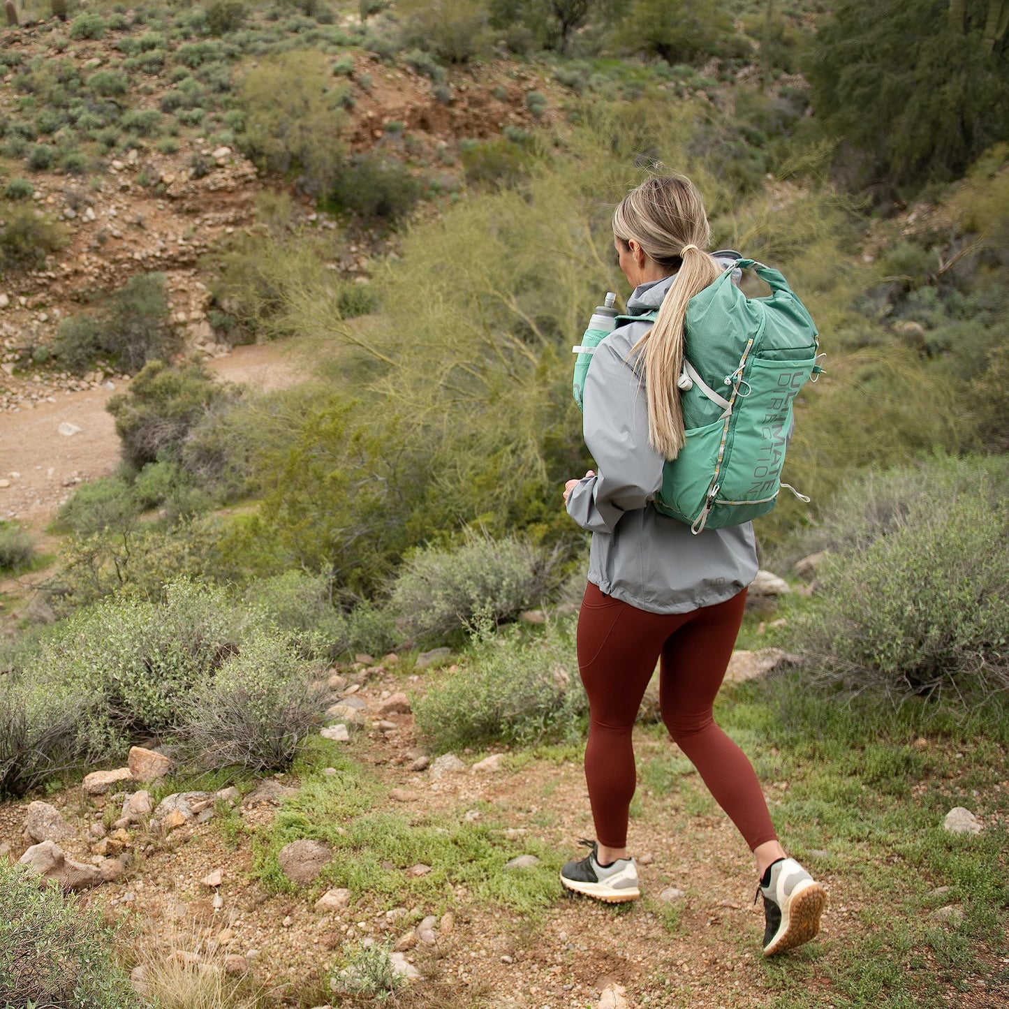 Ultimate Direction FastPackHer 20L 2.0 – Lightweight Running Hydration Backpack, Women’s Specific Fit, Shoulder Strap Pockets, Upgraded for 2023 (Medium / Mist)