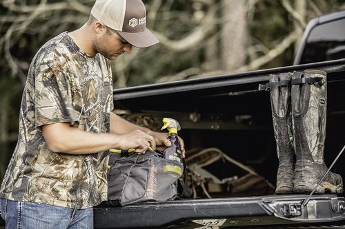 Hunters Specialties Scent-A-Way Scent-Safe 45L Duffel Bag with Zipper Pockets - Hunting Scent Proof Bag for Hunting Accessories & Equipment, 22" x 12" x 10"