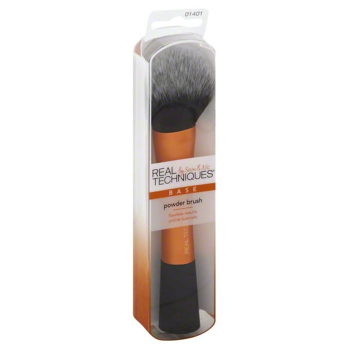 Real Techniques Powder Brush | Cruelty-Free | Ultra Plush Synthetic Bristles